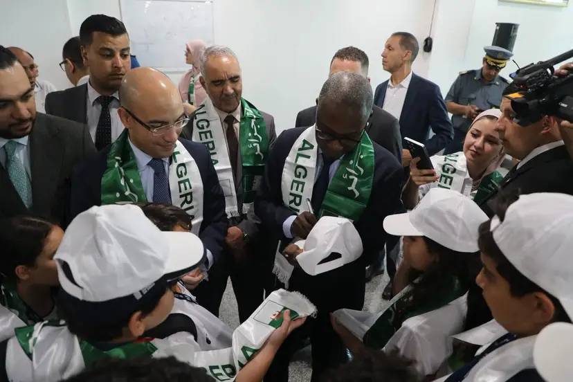 السيد شايب، رفقة وزير الشباب، يشرف على استقبال أول فوج من أطفال الجالية الوطنية بالخارج المستفيدين من برنامج المخيمات الصيفية لموسم 2026